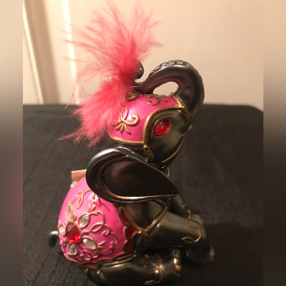 Elephant Sculpture